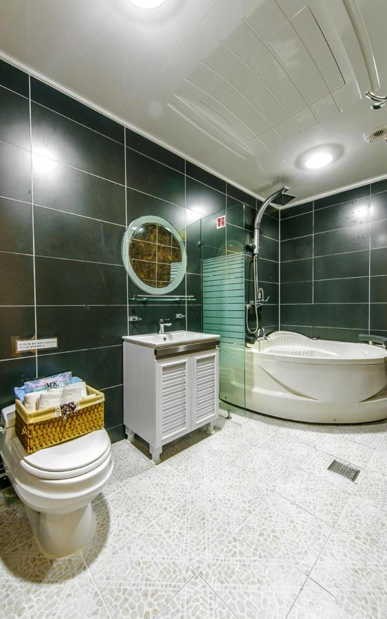 Mk Hotel Yeosu Eksteriør bilde